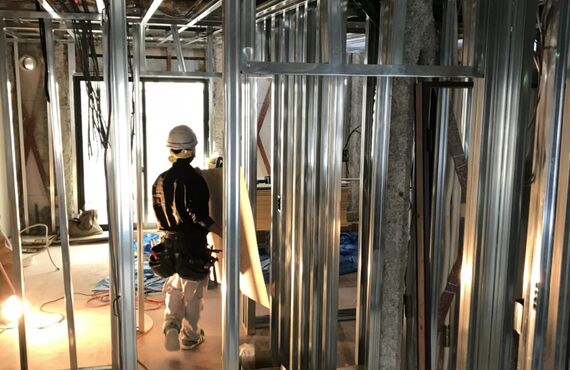 内装工事職人になりませんか？未経験でもやる気があれば大丈夫！